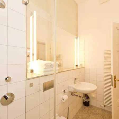 아파트 Artemis, 01 Piraeus