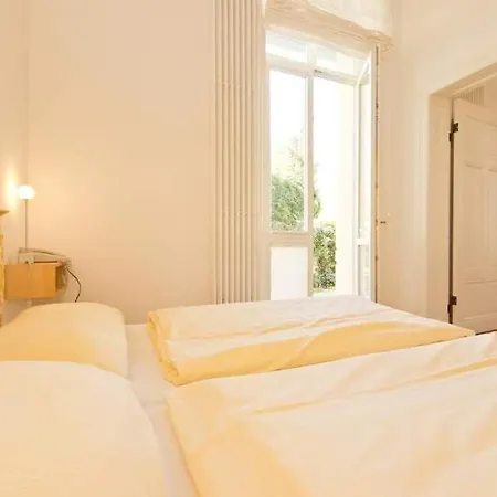 Artemis, 01 Piraeus Lejlighed